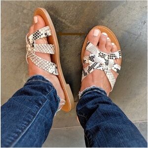 Women's Snakeskin Pattern Sandals